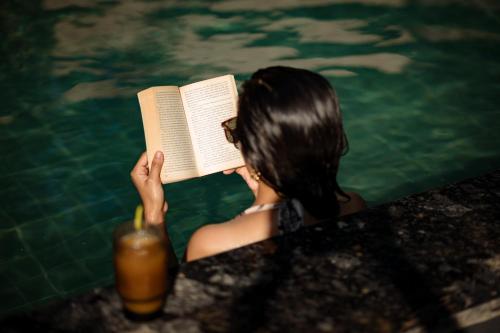 altr nativ morjim goa