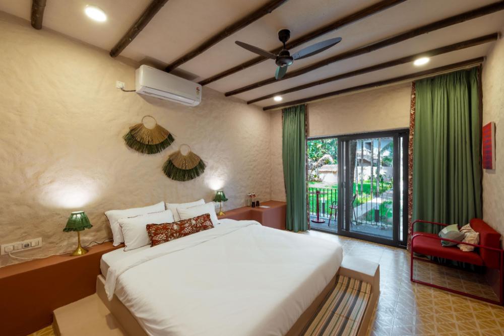 altr nativ morjim goa