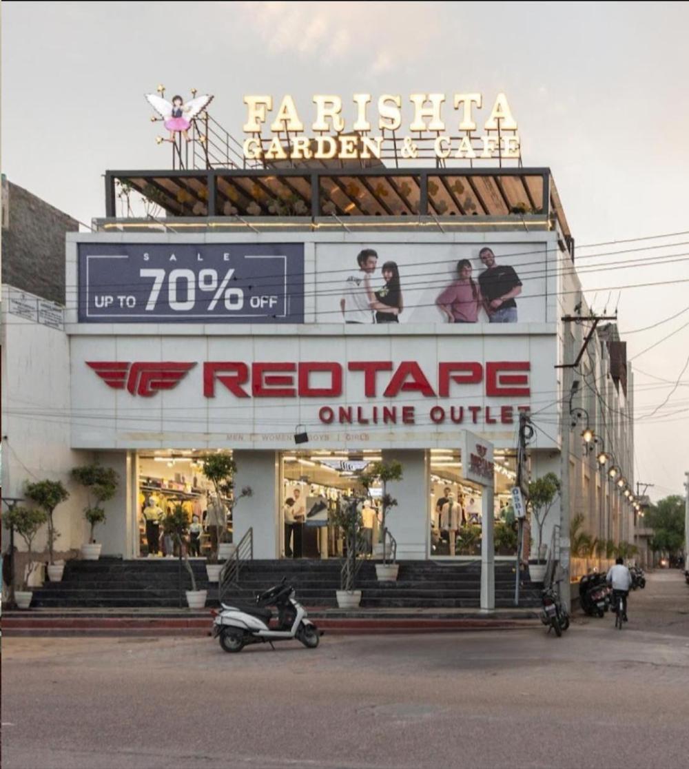 farishta garden and cafe
