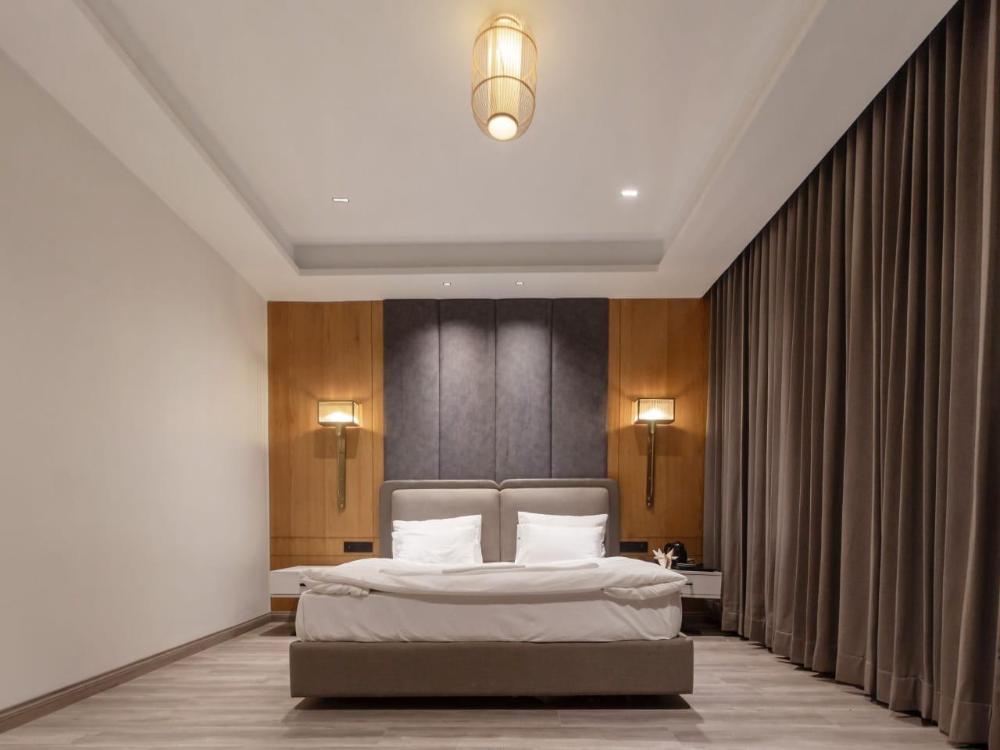 farishta garden and cafe