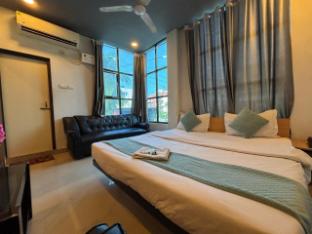 hotel aditya palace guwahati