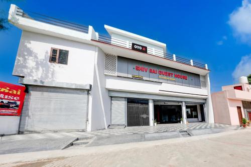 super hotel o shiv sai guest house