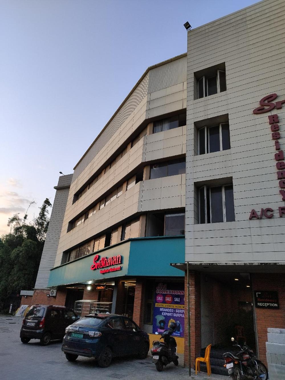 hotel sri bhavan