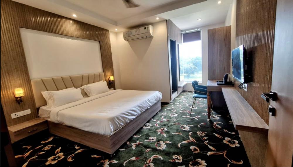 mango retreat hotel and resort