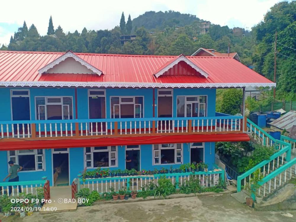 rishop mountain homestay
