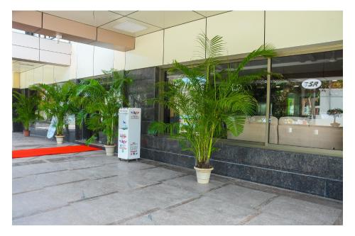 hotel sr tiruchendur