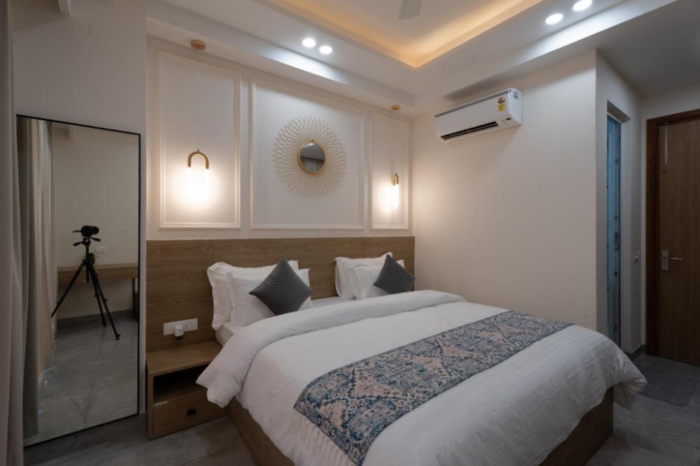 elegent studio on golf course road sterling