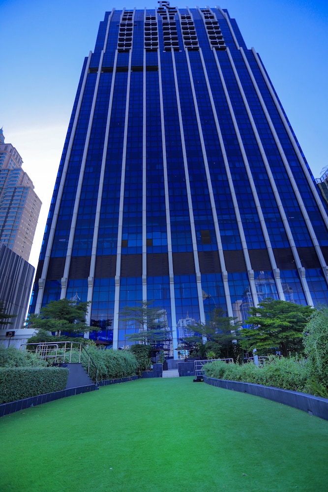 renaissance bangkok ratchaprasong hotel