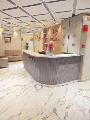 hotel m park gadhinagar