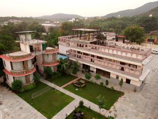 the yash resort and hotel