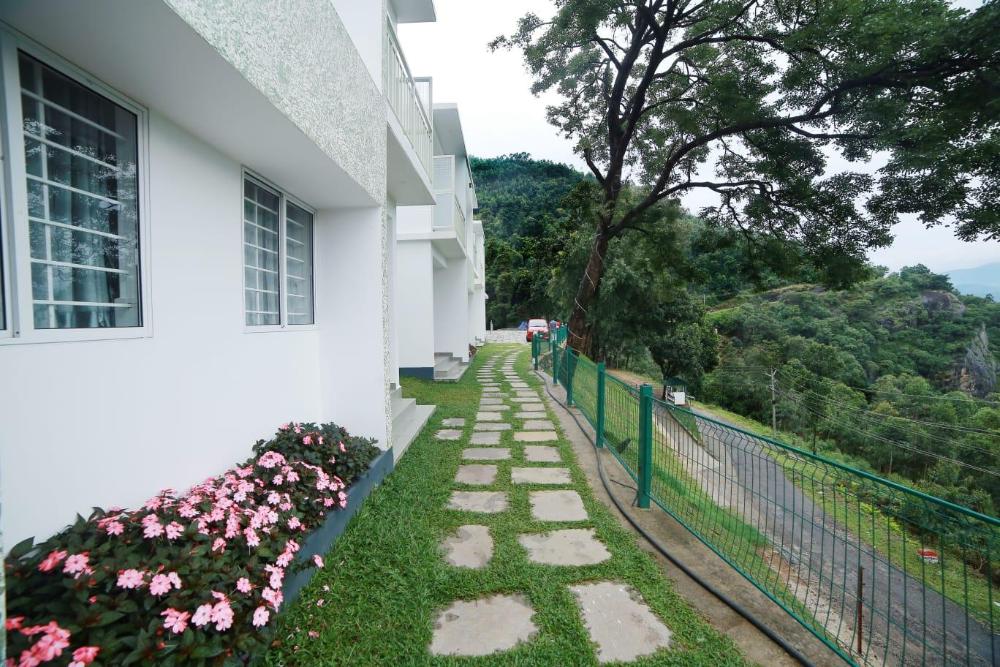 rock n brook resort kanthalloor