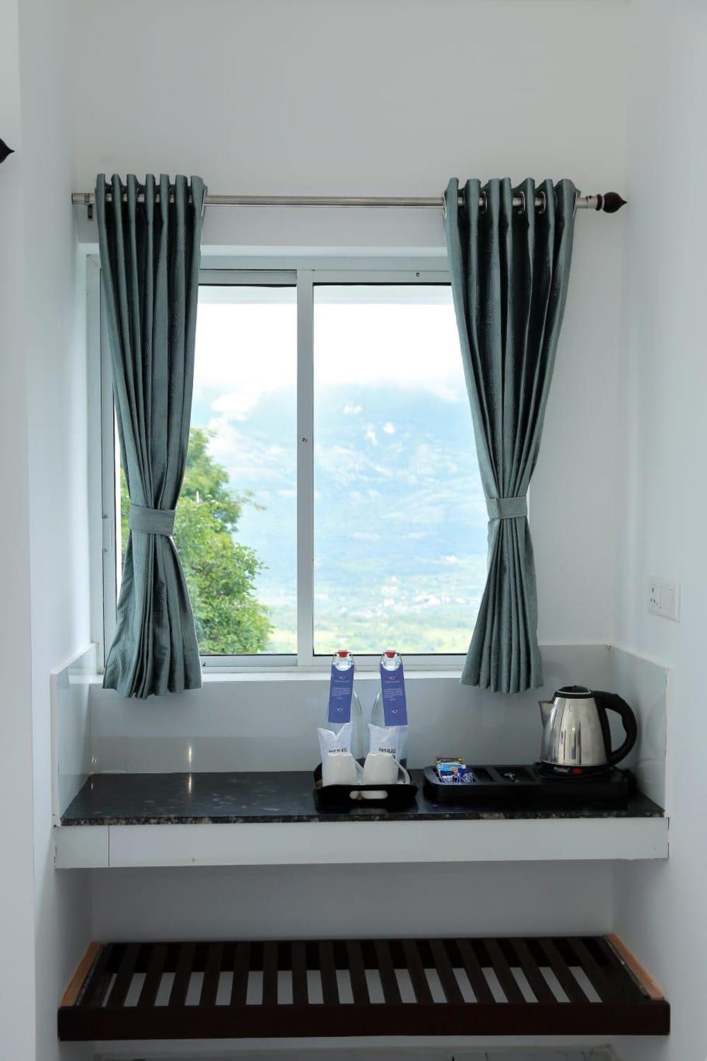 rock n brook resort kanthalloor