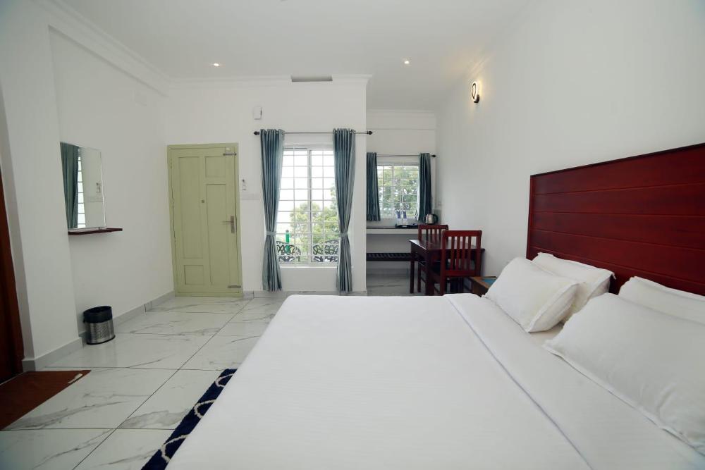 rock n brook resort kanthalloor