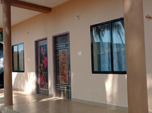 redkar rooms gokarna beach front ac and non ac rooms