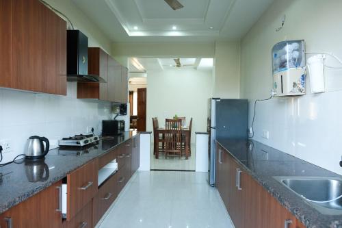 lime tree 3bhk service apartment gurgaon