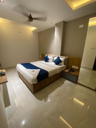 jmb hotel height