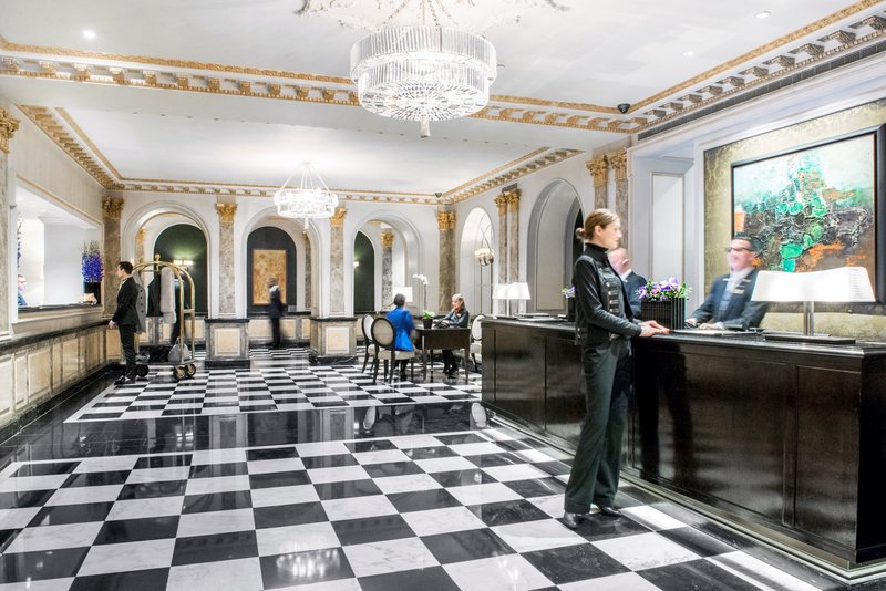 the pierre a taj hotel