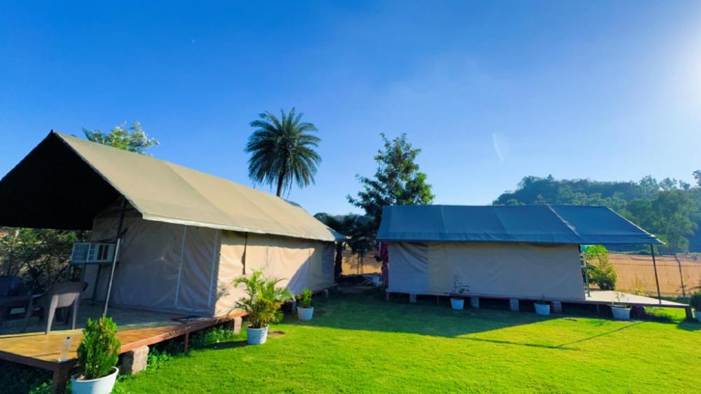 far out field resort mount abu
