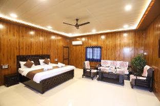 far out field resort mount abu