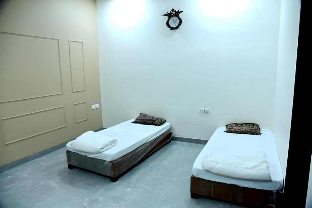 adinath bhavan jainsite dharamshala