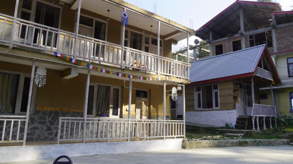 happy returns home jibhi