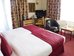 oyo stade court hotel