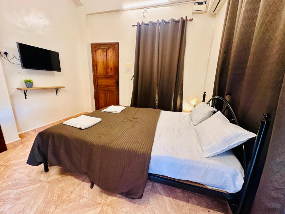 caroline guest house 07