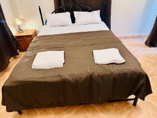 caroline guest house 07