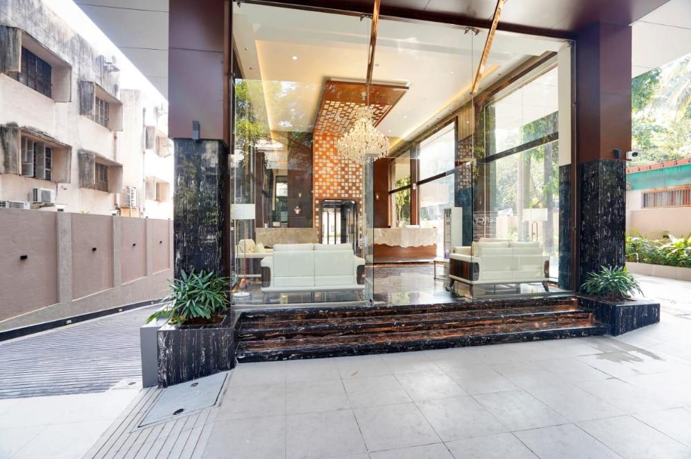 hotel everest regency pune