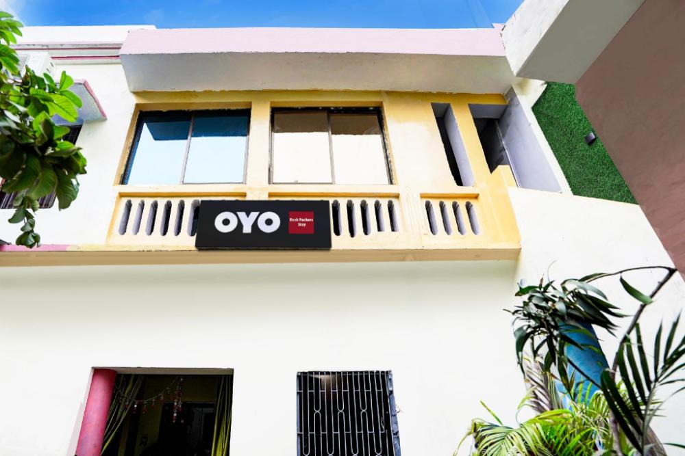 hotel o back packers stay