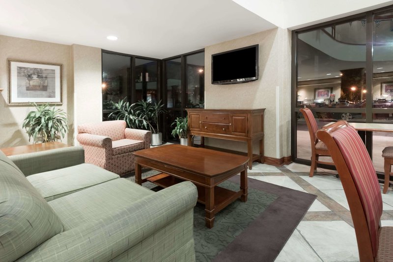 baymont by wyndham indianapolis south