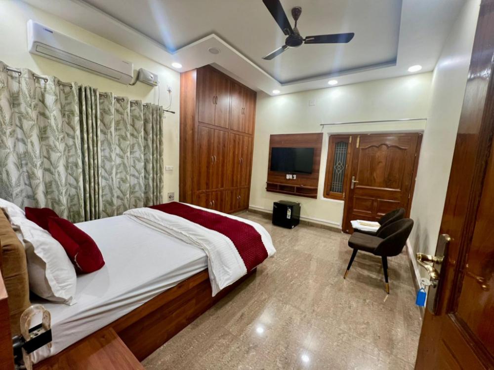 om kashi villa