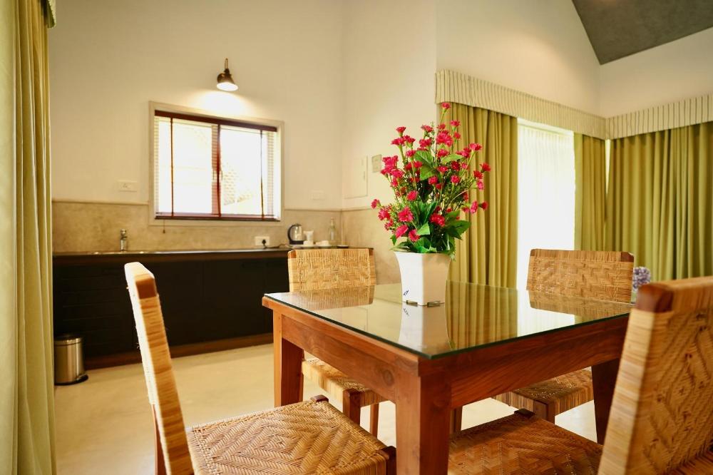 brackish kayal resort