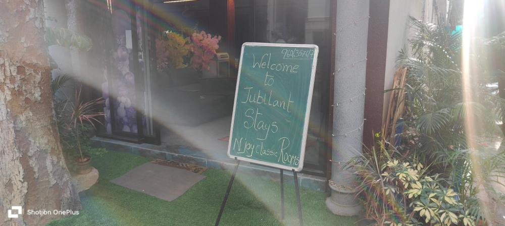 hotel jubilant stays