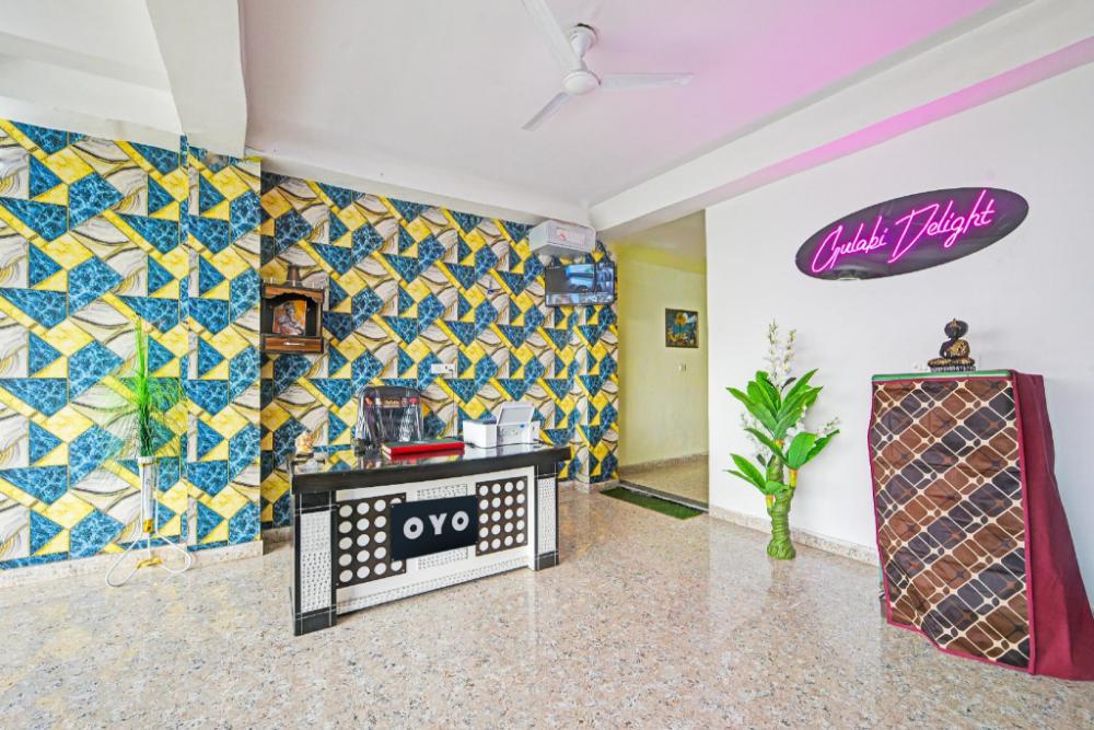hotel o gulabi delight
