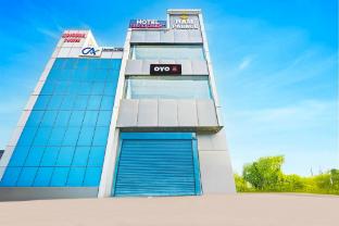 hotel o gulabi delight