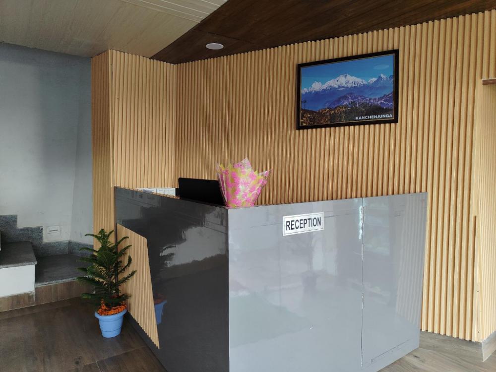 himalayan haveli fooding and lodging