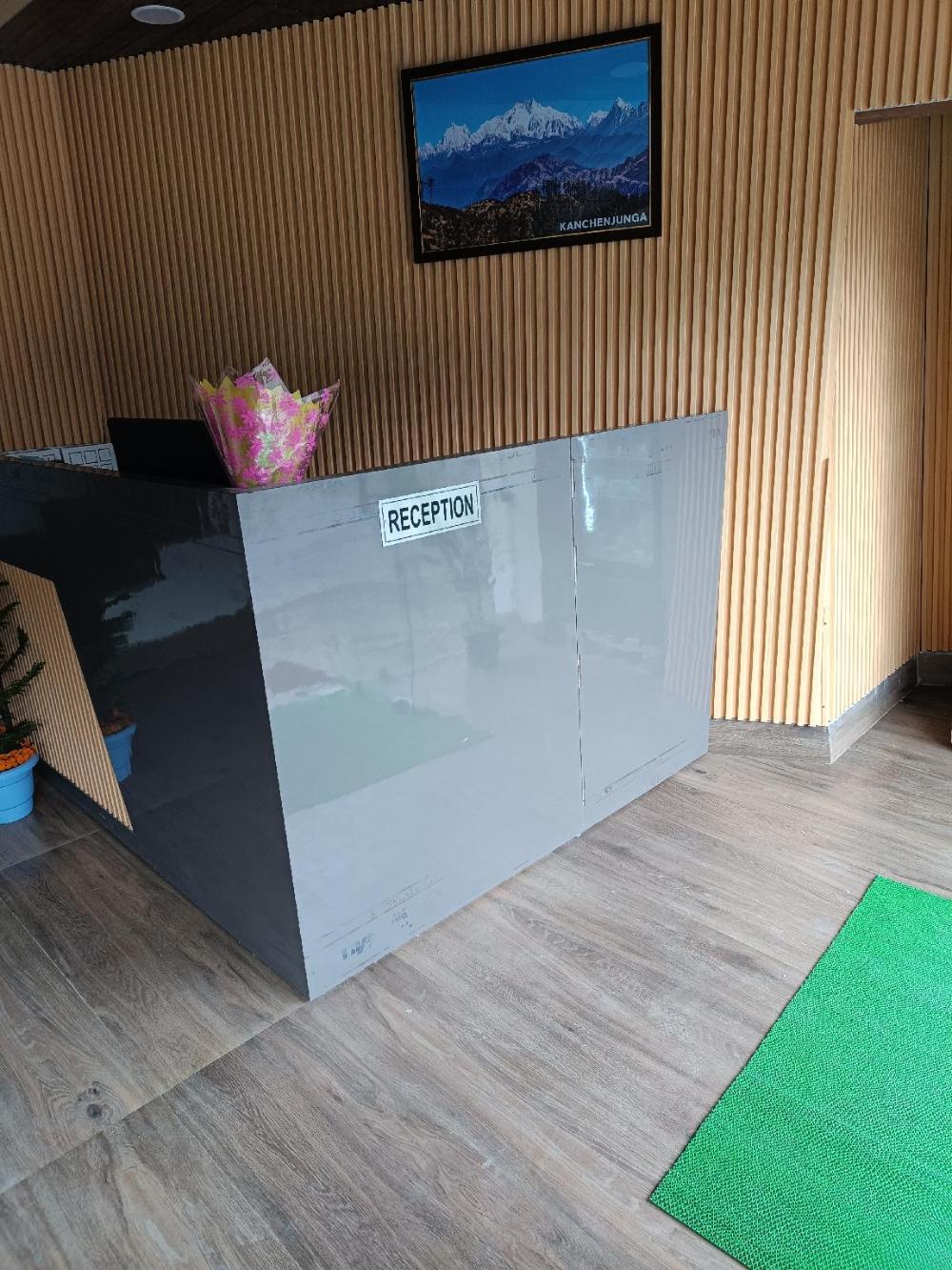 himalayan haveli fooding and lodging