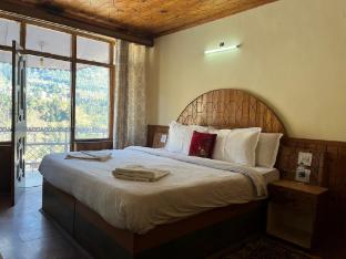 ap pines cottage 4bhk mountain view by homeyhuts