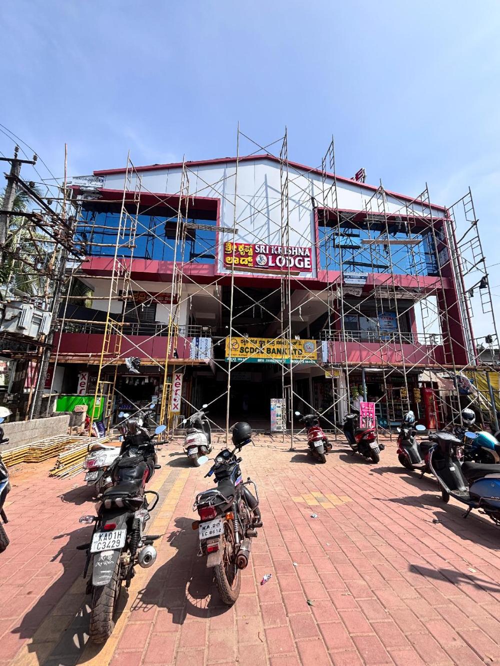 sri krishna lodge tekkatte