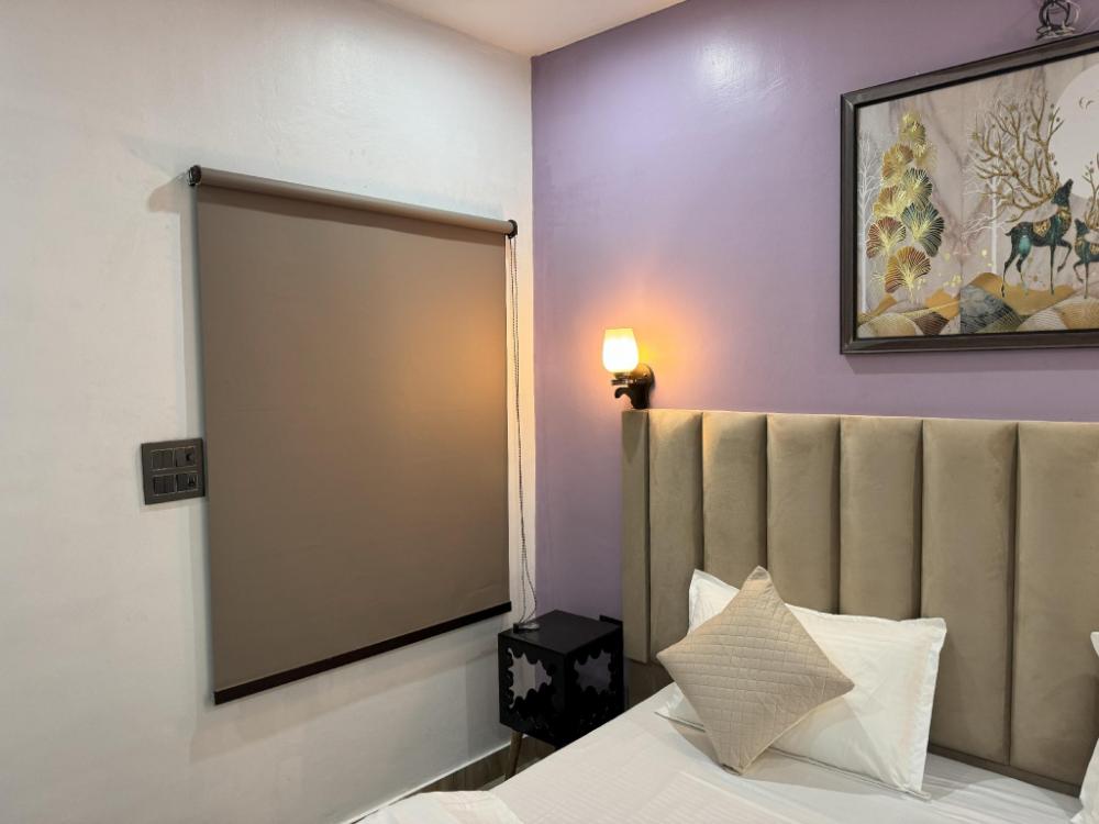 the farmhouse cafe and lounge