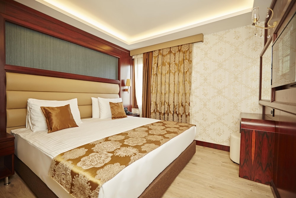 ilkbal deluxe hotel and spa