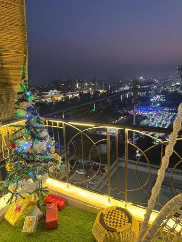 bliss paradise nearest to expo mart gr noida