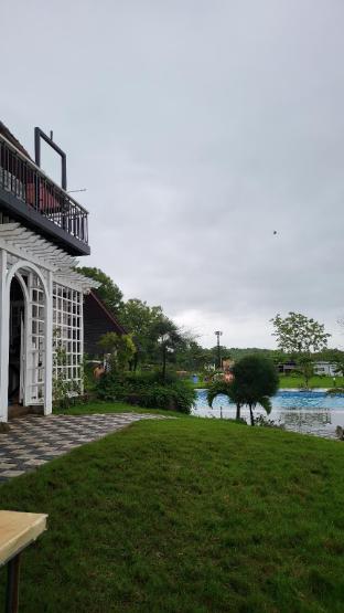 nature lovers resort