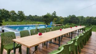 nature lovers resort