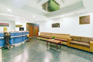 super townhouse oak city center kushal nagar