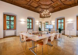 jufa schloss rothelstein