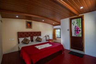kerala nature houseboat by coco floatel