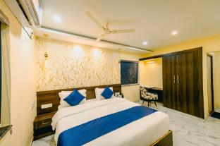 livotel premium hotel near kiit university