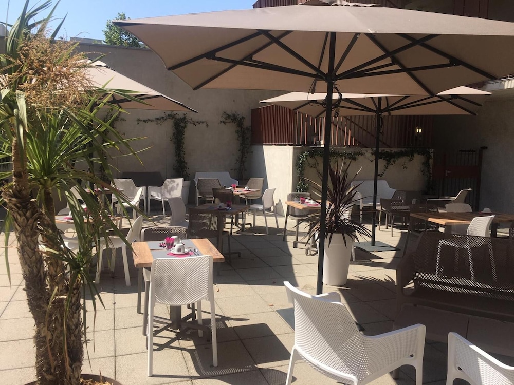 lagrange aparthotel montpellier millenaire